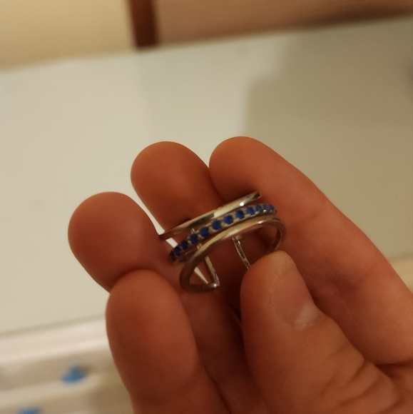 Ring - Picture 4 of 4